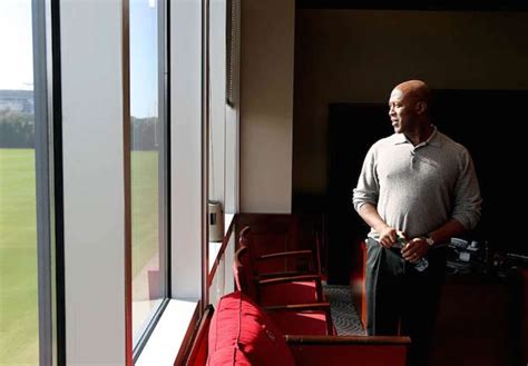 Inside Lovie Smith's first 100 days as the Bucs' head coach - Footballscoop