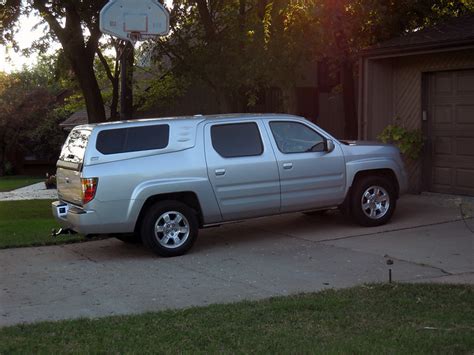 Camper shell honda ridgeline leer