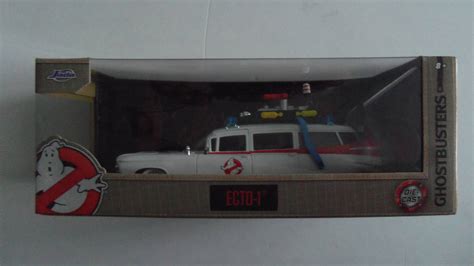 The Ecto-1 Diecast Car by shnoogums5060 on DeviantArt