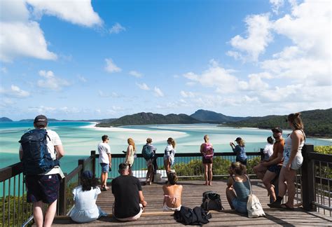 Top 3 Stunning Whitsunday Islands Hiking Trails - Prosail