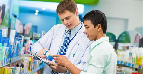 5 Things Pharmacists Love About Their Jobs | explorehealthcareers.org