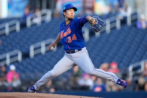 MLB Keeps 90-Pitch Limit, Relieves Mets’ Senga