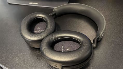 Sennheiser Momentum 4 vs Sony WH-1000XM4 vs WH-1000XM5 - Reviewed