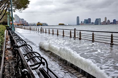 New York City could face damaging floods ‘every five years’ in a warmer ...