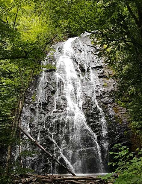 Crabtree Falls Hiking Trail - Blue Ridge Parkway (U.S. National Park ...