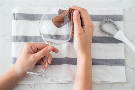 How to Clean Wine Glasses Properly