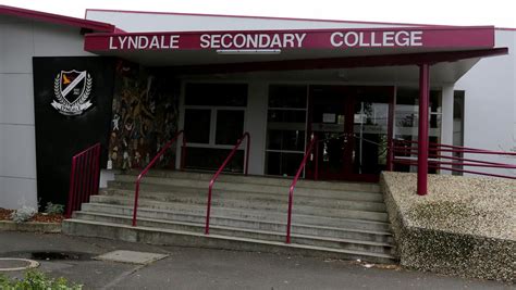 Six taken to hospital after classroom experiment gone wrong at Lyndale Secondary College | Leader