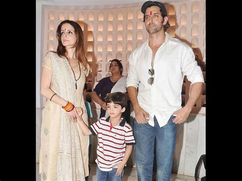 Hrithik Roshan With Kids| Hrithik Roshan Children| Hrithik Roshan ...