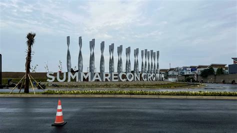 Summarecon Bekasi is an icon of the modern city of Bekasi. Summarecon has housing and shopping ...