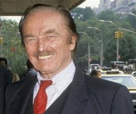 Fred Trump Biography - Facts, Childhood, Family Life & Achievements