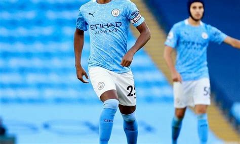 Fernandinho named new captain of Manchester City - Manchester News