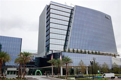 FIS welcomes new Jacksonville headquarters | Photos