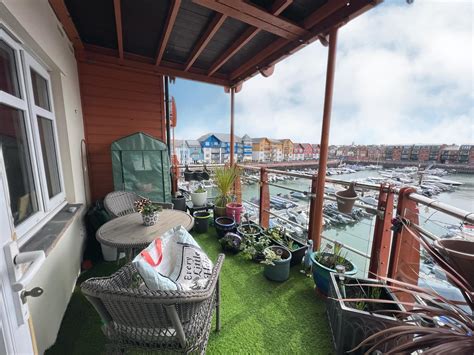 Apartment for sale in Exmouth Marina, EX8 1XW EX8 1XW | Hall & Scott Estate Agents