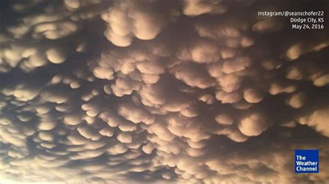 What Are Mammatus Clouds? | The Weather Channel