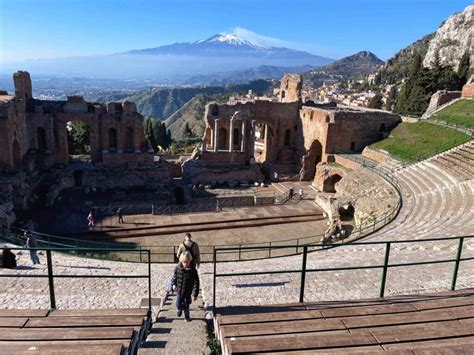 Taormina in Winter – Why You Should Visit in the Off-Season - Mom In Italy