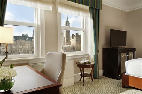 Deluxe Hotel Rooms in Ottawa | Fairmont Chateau Laurier