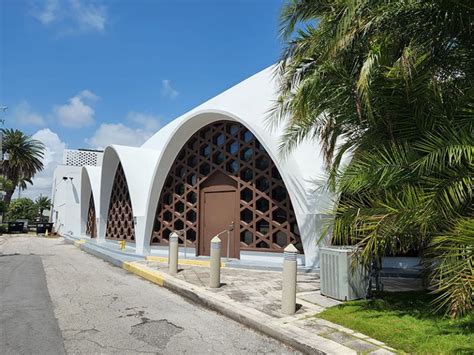 Miami Beach, FL ~ Temple Beth Sholom (1956) - Synagogues of the South