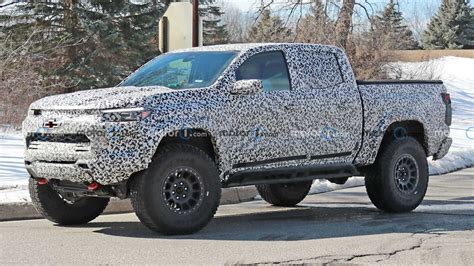 Chevrolet Colorado ZR2 Bison Spied For First Time Looking Off-Road Ready