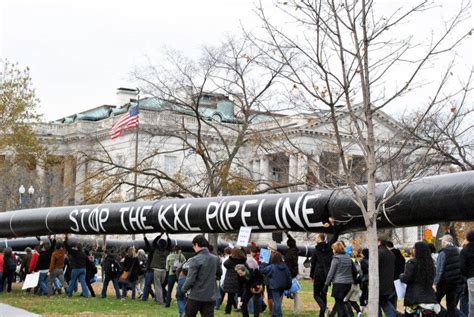 Nebraska grants TransCanada approval to build the Keystone XL pipeline