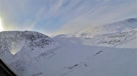 Pilotsview ATR into Pangnirtung (Baffin Island) - YouTube