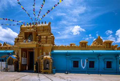 Sri Lakshmi Temple Narayana Perumal Kovil, Sri Lanka