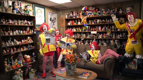 This Clown Motel Next to a Cemetery Is for Sale, and It's a Literal ...