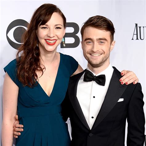 Daniel Radcliffe y su novia, Erin Darke, se conocieron mientras rodaban una escena de sexo oral ...