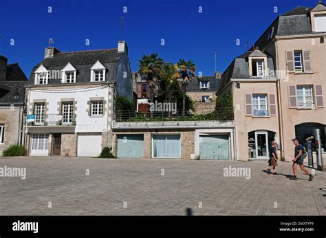 Quai Benjamin Franklin, Saint-Goustan, Auray, Auray river, Morbihan, Bretagne, Brittany, France ...