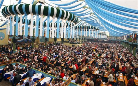 Guide to Oktoberfest Beer Tents