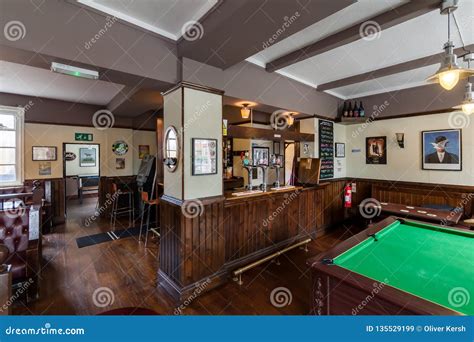 Traditional British Pub Interior Editorial Stock Image - Image of city, pinball: 135529199