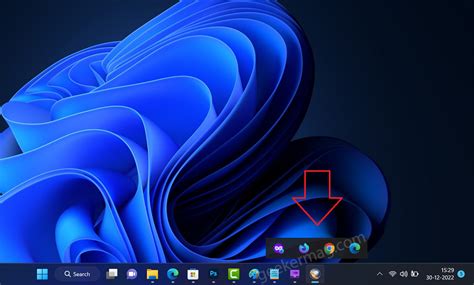 How to Group Taskbar Icons in Windows 11