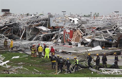 Deadly Joplin tornado could cost $3 billion - May. 24, 2011