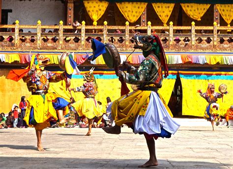 Monks Steal the Show at Bhutan’s Punakha Festival - Inside Himalayas