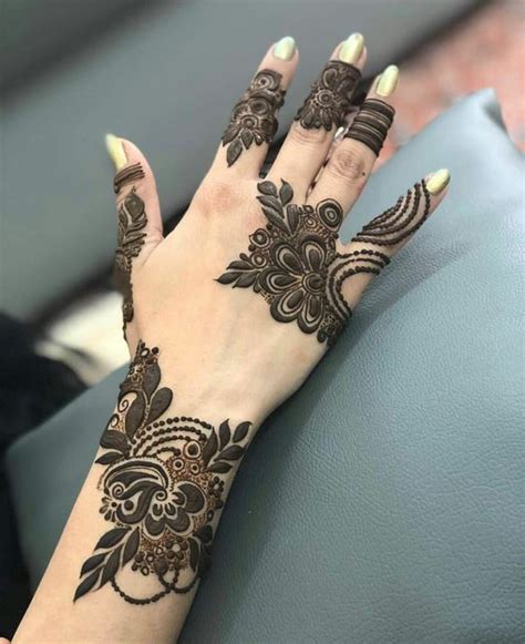 Mehndi Designs 2020 - Best Ones Only | Reviewit.pk