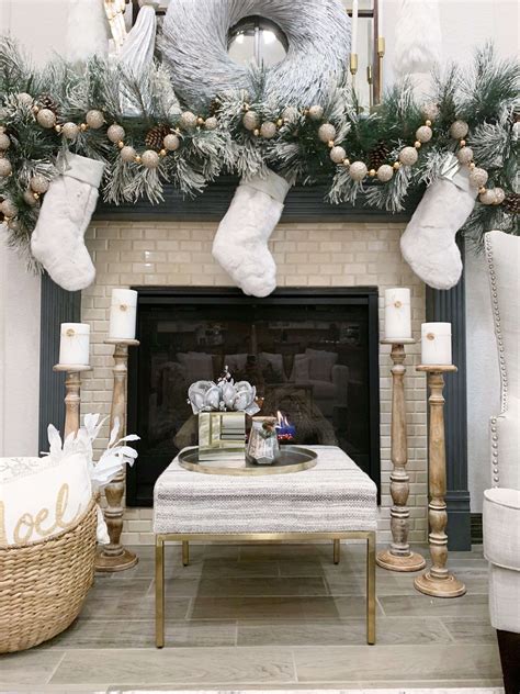 How to Decorate Your Christmas Garland – Melissa Roberts Interiors