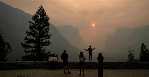 Yosemite Wildfire Forces Thousands to Evacuate as Fires Rage Across the West - The New York Times