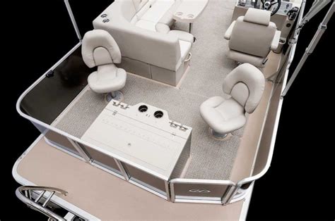 The Best Pontoon Boat Layout - Smart Boat Buyer Guide