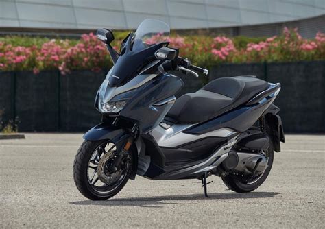 Honda Forza 300 Limited Edition ABS (2020), prezzo e scheda tecnica - Moto.it