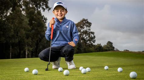 Six-year-old Aussie golfer could be next Tiger | KidsNews