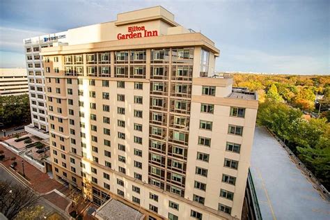 HILTON GARDEN INN BETHESDA DOWNTOWN : Prezzi e Recensioni 2023