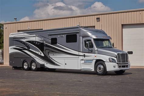 Freightliner Class C Diesel Motorhome - Seananon Jopower