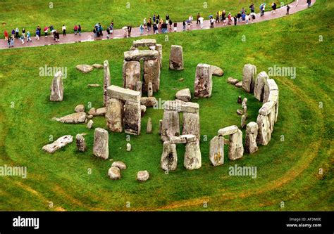 An aerial view of stonehenge hi-res stock photography and images - Alamy