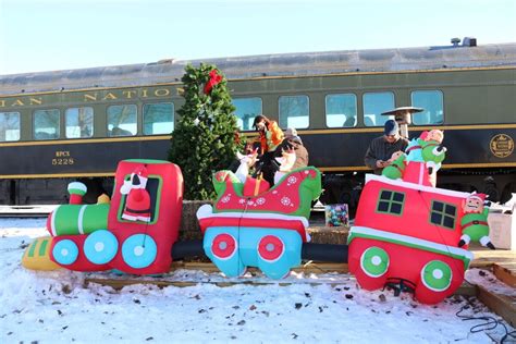 Ride the Christmas Train Near Saskatoon This Holiday Season