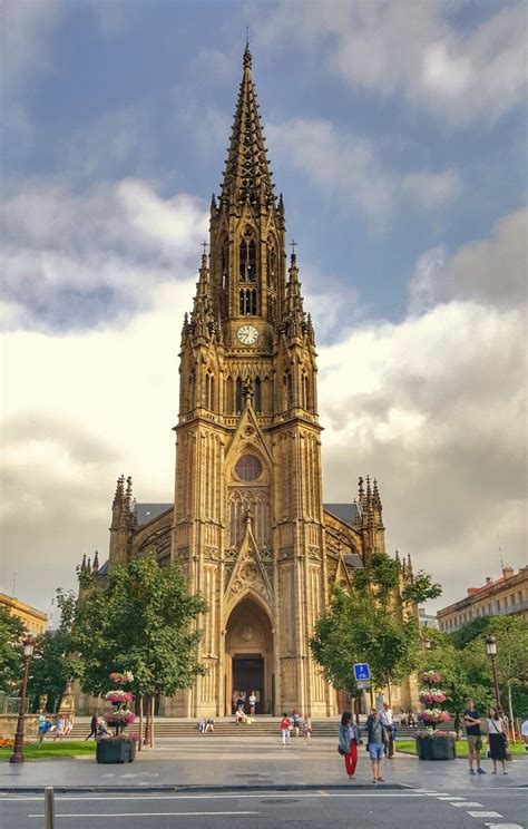 Catedral del Buen Pastor, San Sebastián | Catedral, San sebastian, Viajes