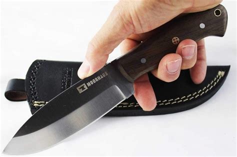 Best Bushcraft Knives 2020: Top Product Reviews & Buying Guide