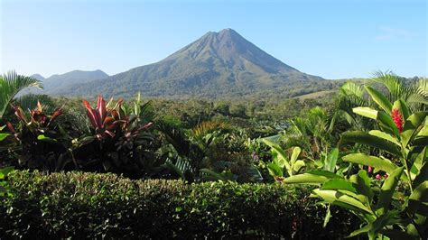 5 Arenal Volcano Facts - Online Field Guide