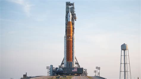 NASA’s Big Rocket Reaches Launchpad. Next Stop: The Moon. - The New ...