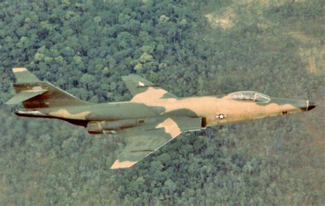 McDonnell F-101 Voodoo Fighter - Military Machine | Fighter jets, Aircraft, Vietnam