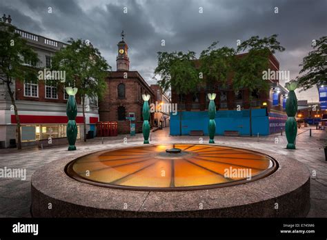 Warrington town centre hi-res stock photography and images - Alamy