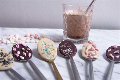 Hot chocolate spoons | Easy homemade chocolate spoons